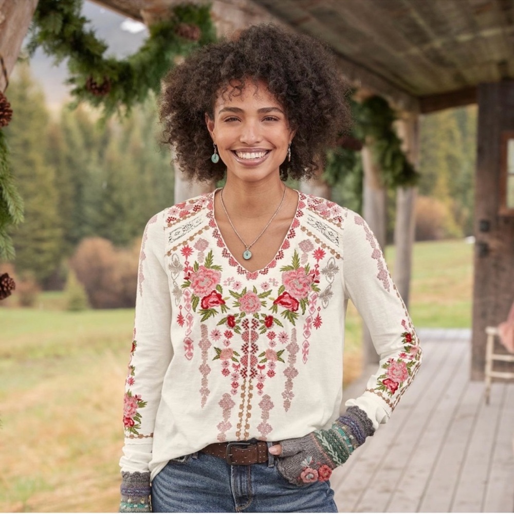 Sundance NWOT | Glacier Garden Embroidered Long Sleeve Tee | PXS